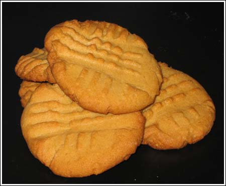 Basic Criss-Cross Peanut Butter Cookies - Cookie Madness